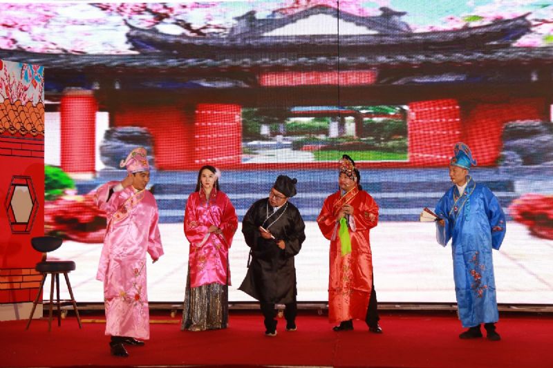 “凝心聚力 ·砥礪前行”— 龍港集團2020新春年會完美收官！