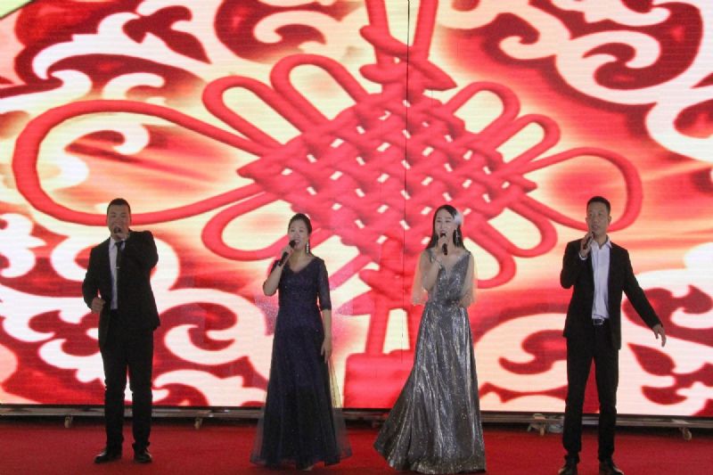“凝心聚力 ·砥礪前行”— 龍港集團2020新春年會完美收官！