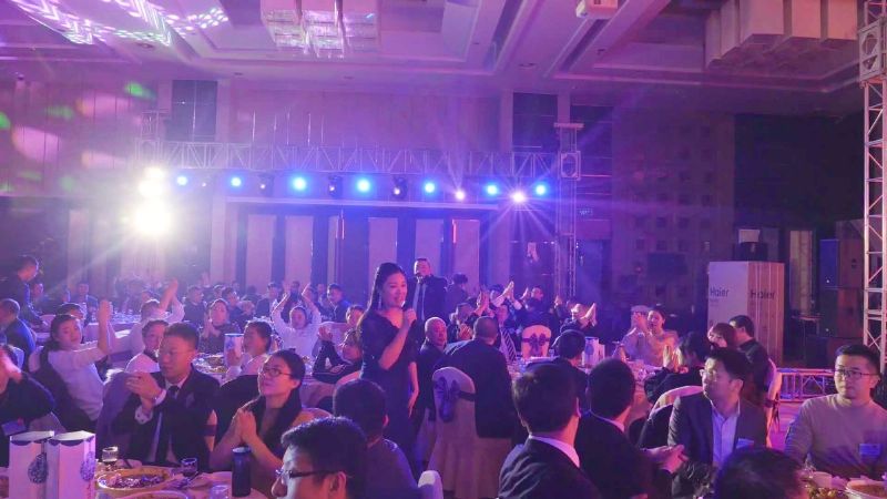“凝心聚力 ·砥礪前行”— 龍港集團2020新春年會完美收官！